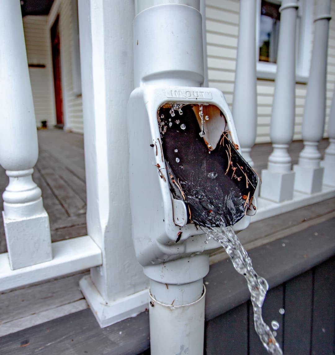 In\Out Debris Diverter system